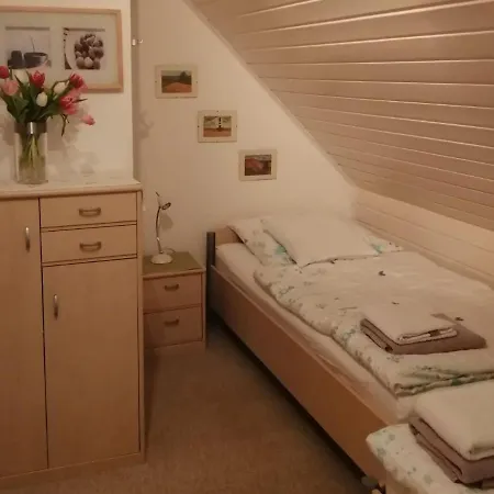 Ferienhaus Hooksiel شقة *